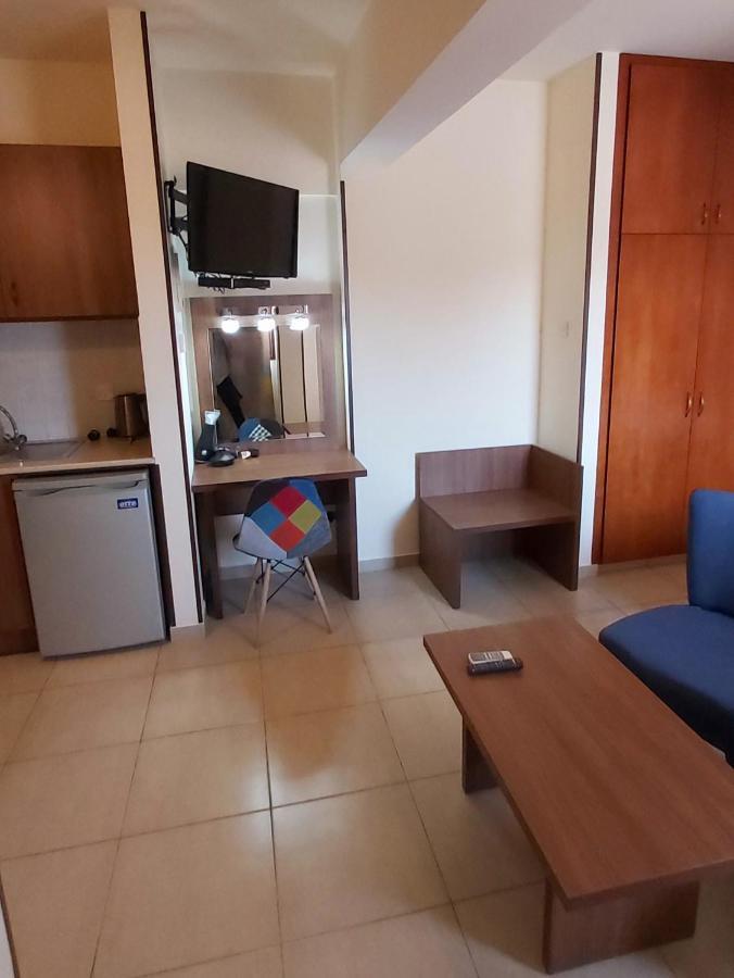 Apartmán Lakis Court Larnaca Exteriér fotografie